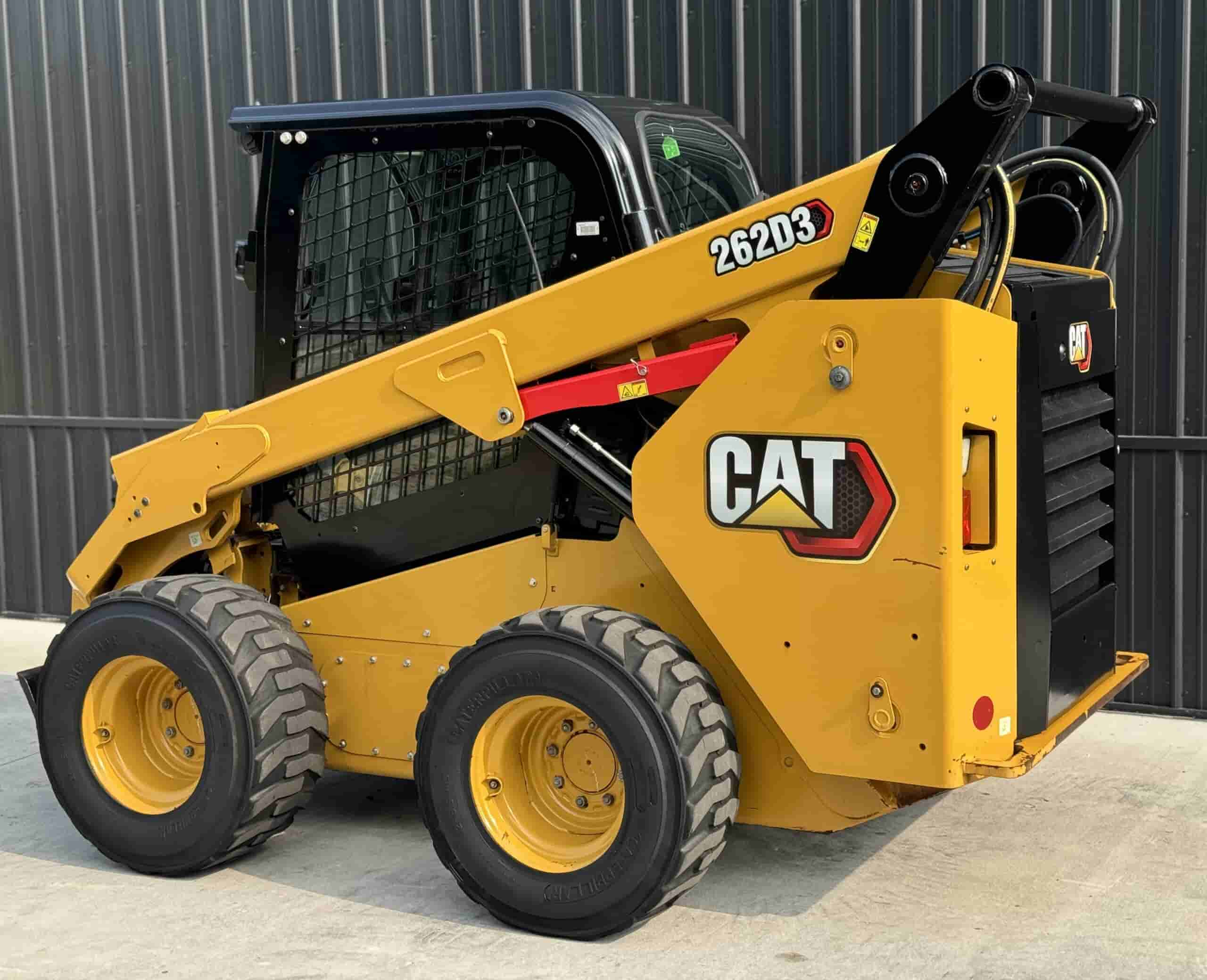 2021 CAT 262D3
